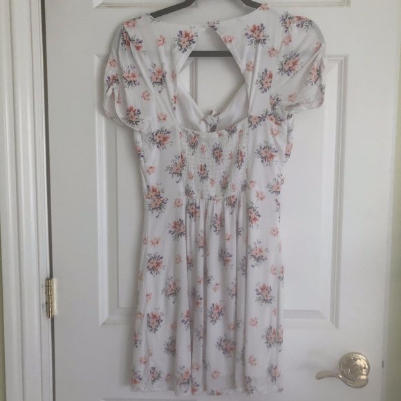 Floral Tie-Front Dress - Picture 2 of 3